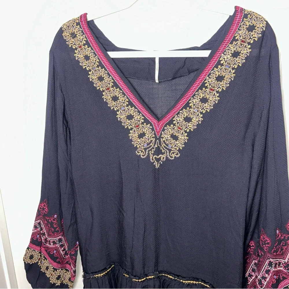 Free People Wild One Embroidered Mini Dress Long Sleeve V-Neck Black Sz XS Boho
